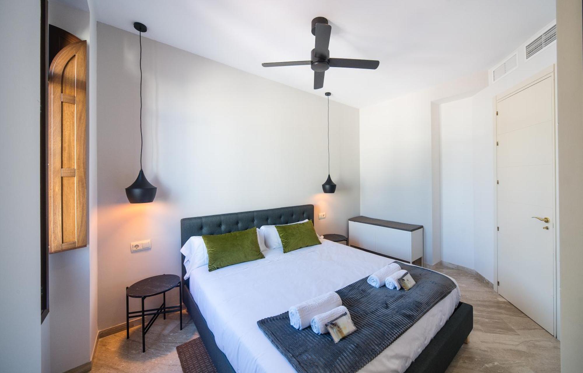 Exclusive Triplex With Private Terrace Apartment Seville Exterior photo