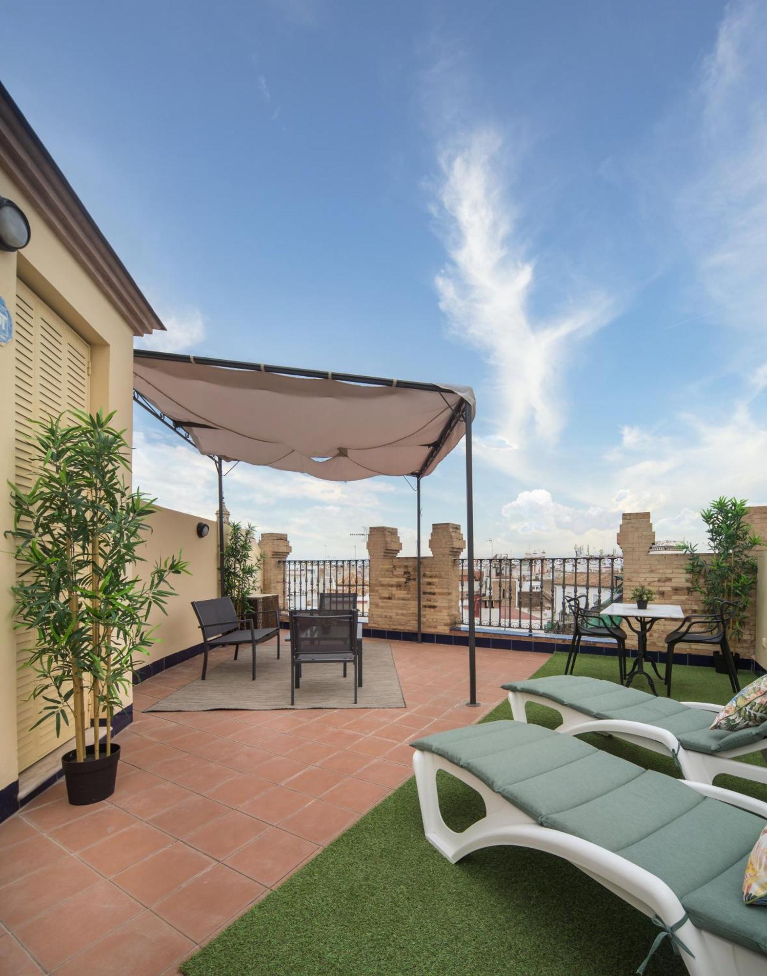 Exclusive Triplex With Private Terrace Apartment Seville Exterior photo